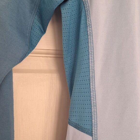 La Sportiva Beyond Long Sleeve Shirt Sweat Wicking Anti-Odor Base Layer S - Picture 15 of 15